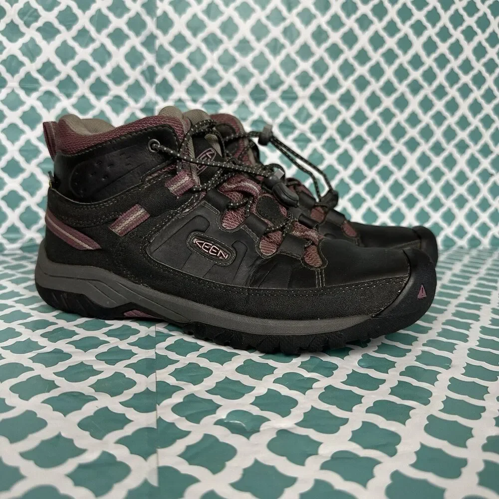 KEEN Leather‎ Waterproof Hiking Boots Gray Pink Purple Women’s Size 5 1020131